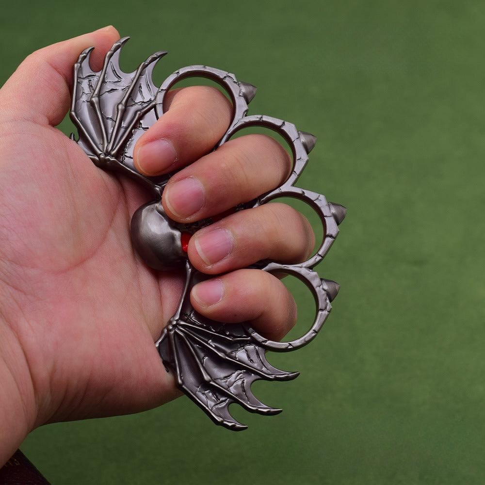 Vampire Knuckle Duster