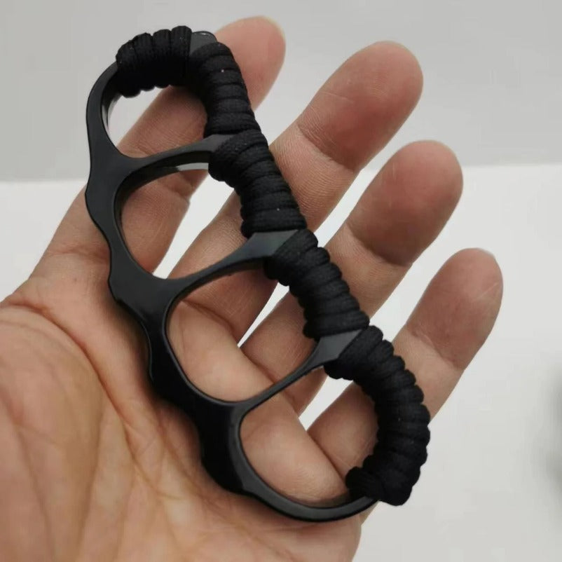 Knuckle Duster Defender - Four-Finger Buckle