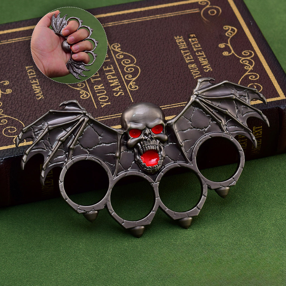 Vampire Knuckle Duster