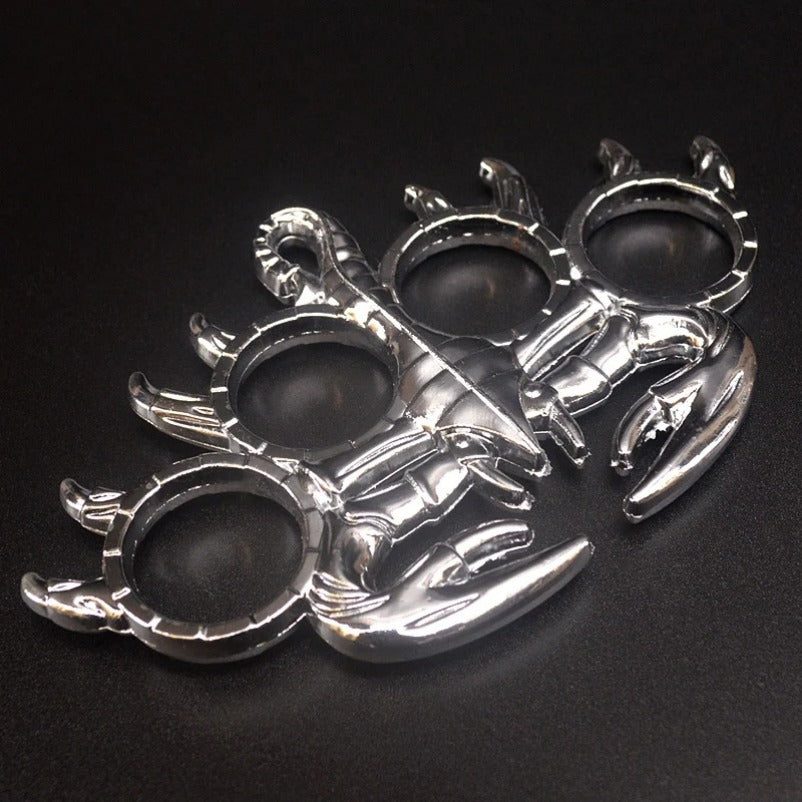 Small Scorpion Knuckle Duster - Four-Finger Defender