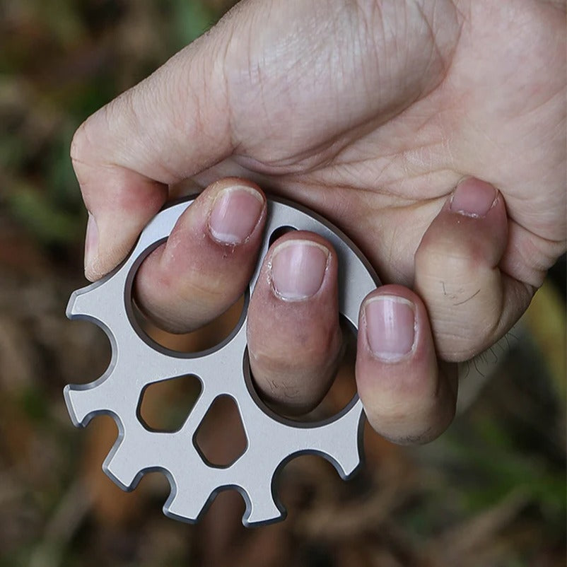 Skull Knuckle Duster - Multifunctional EDC Tool