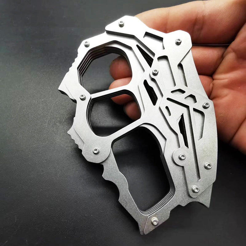 Precision SS Macho Fist: Portable Knuckle Duster