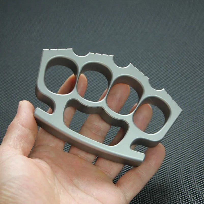 SteelGuard: Knuckle Duster, Emergency Window Breaker & EDC Tool