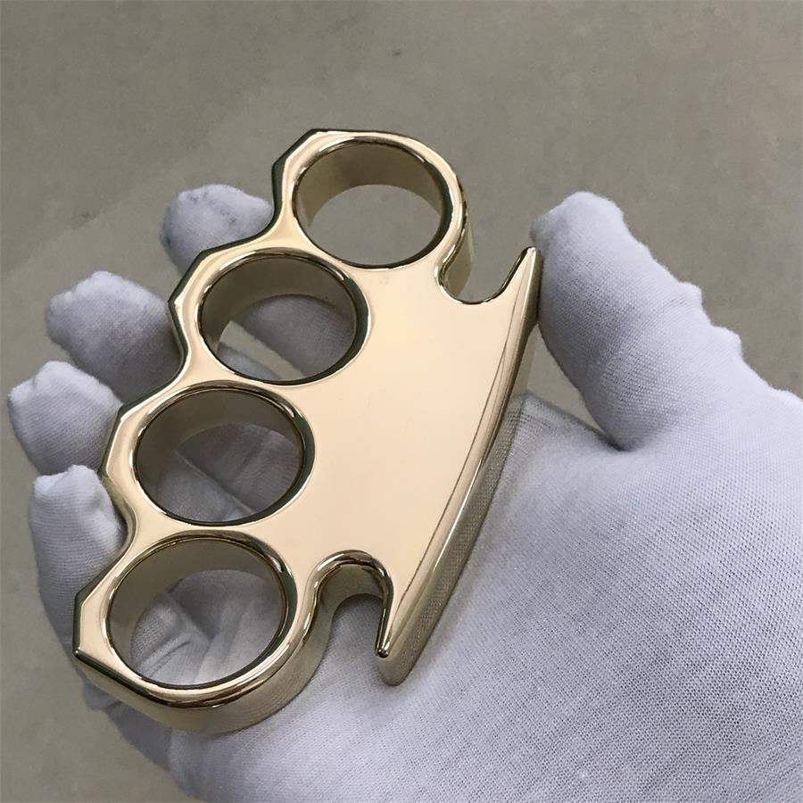 Classic Style Mirror Polished Brass Knuckle Duster